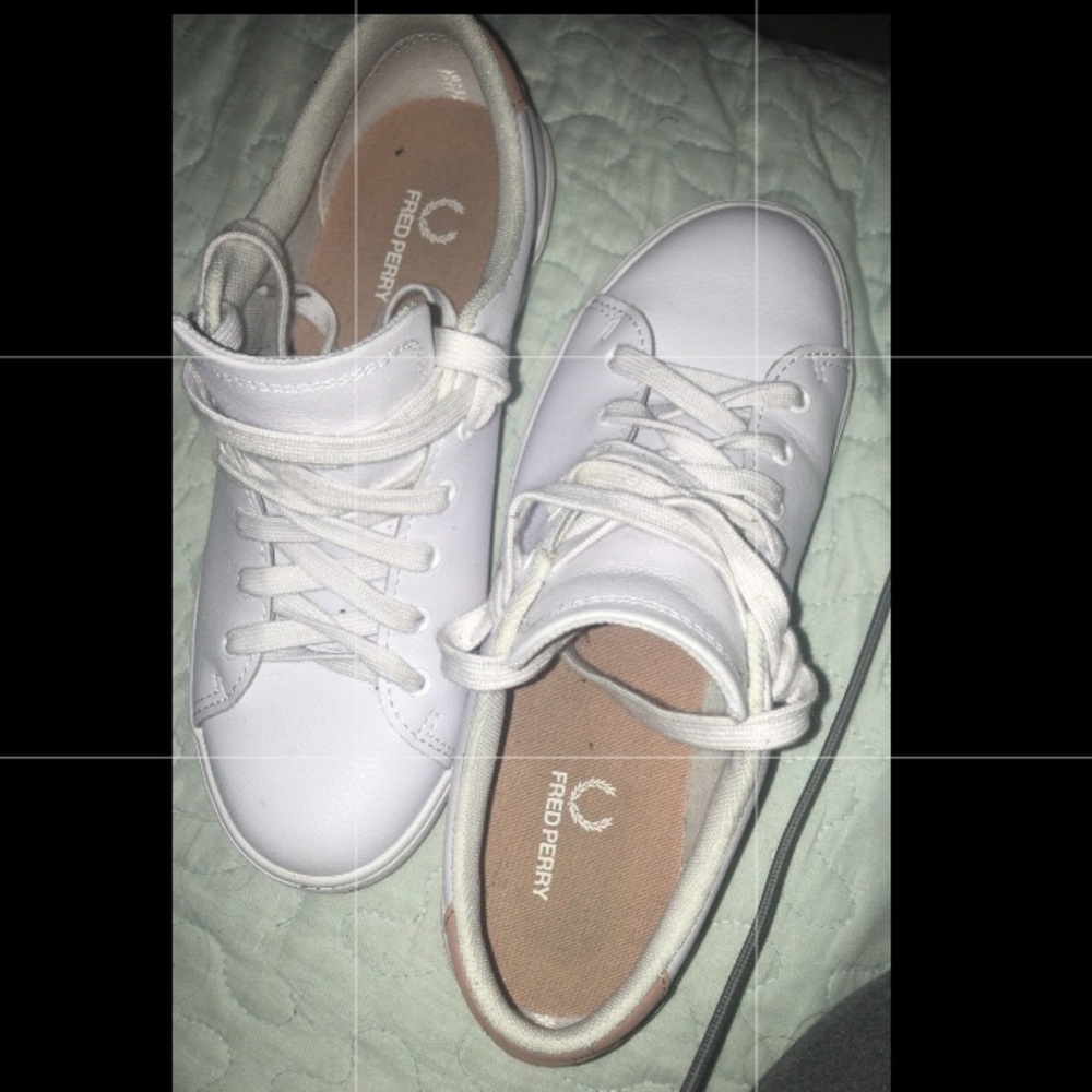 Fred Perry pink/white sneakers